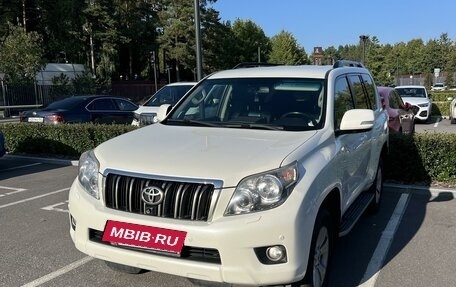 Toyota Land Cruiser Prado 150 рестайлинг 2, 2010 год, 2 690 000 рублей, 2 фотография