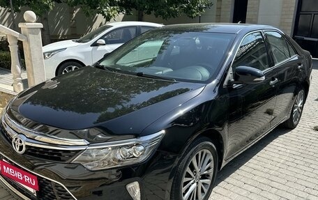 Toyota Camry, 2017 год, 3 600 000 рублей, 3 фотография