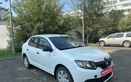 Renault Logan II, 2015 год, 550 000 рублей, 3 фотография