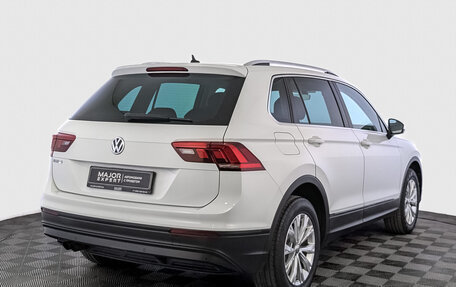 Volkswagen Tiguan II, 2018 год, 2 510 000 рублей, 5 фотография