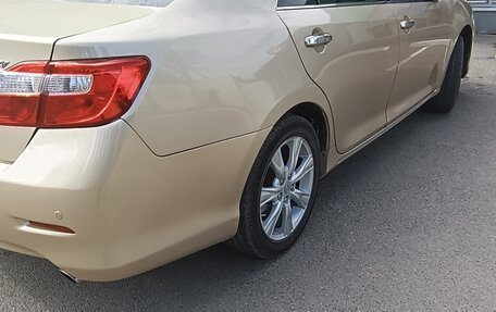 Toyota Camry, 2011 год, 2 050 000 рублей, 3 фотография