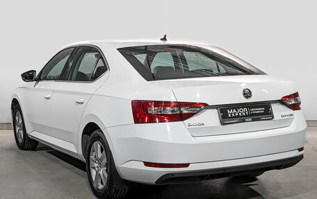 Skoda Superb III рестайлинг, 2017 год, 2 350 000 рублей, 7 фотография