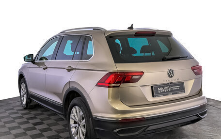 Volkswagen Tiguan II, 2021 год, 2 800 000 рублей, 7 фотография