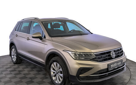 Volkswagen Tiguan II, 2021 год, 2 800 000 рублей, 3 фотография