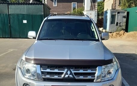 Mitsubishi Pajero IV, 2013 год, 2 350 000 рублей, 1 фотография