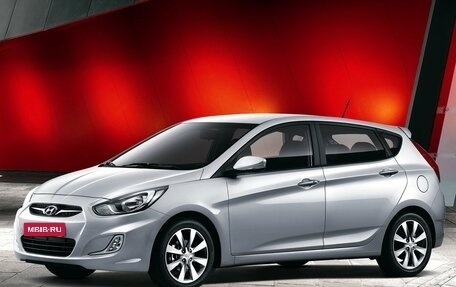 Hyundai Solaris II рестайлинг, 2012 год, 820 000 рублей, 1 фотография