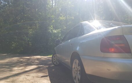 Audi A4, 1994 год, 350 000 рублей, 2 фотография