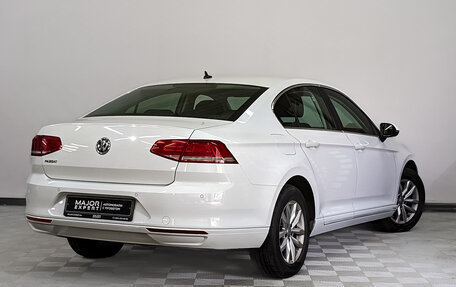 Volkswagen Passat B8 рестайлинг, 2019 год, 2 425 000 рублей, 5 фотография