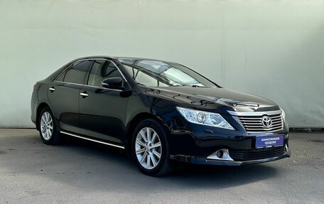 Toyota Camry, 2012 год, 1 930 000 рублей, 2 фотография