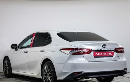 Toyota Camry, 2019 год, 3 249 000 рублей, 7 фотография