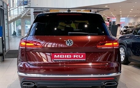 Volkswagen Touareg III, 2019 год, 5 799 000 рублей, 6 фотография