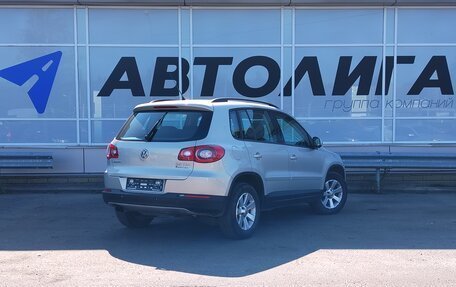 Volkswagen Tiguan I, 2011 год, 1 144 000 рублей, 2 фотография