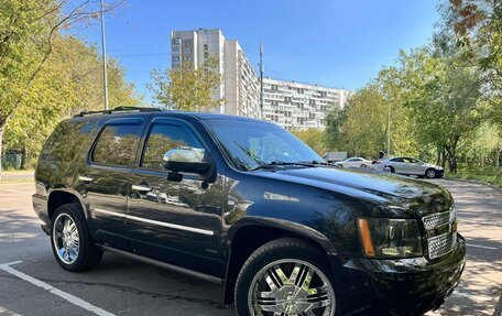 Chevrolet Tahoe III, 2012 год, 2 100 000 рублей, 2 фотография