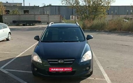 KIA cee'd I рестайлинг, 2009 год, 850 000 рублей, 1 фотография