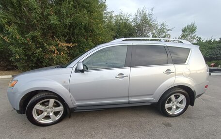 Mitsubishi Outlander III рестайлинг 3, 2008 год, 950 000 рублей, 4 фотография