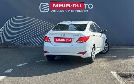 Hyundai Solaris II рестайлинг, 2015 год, 1 120 000 рублей, 2 фотография