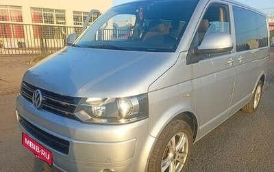 Volkswagen Multivan T5, 2011 год, 2 500 000 рублей, 1 фотография