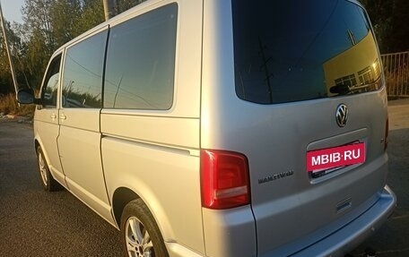 Volkswagen Multivan T5, 2011 год, 2 500 000 рублей, 4 фотография