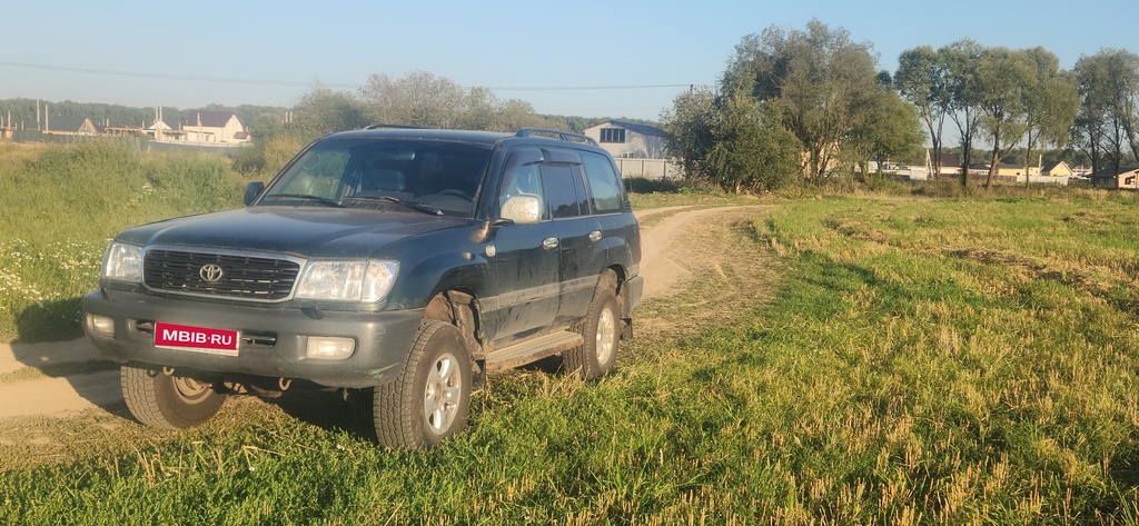 Toyota Land Cruiser 100, 1999 год, 2 200 000 рублей, 6 фотография