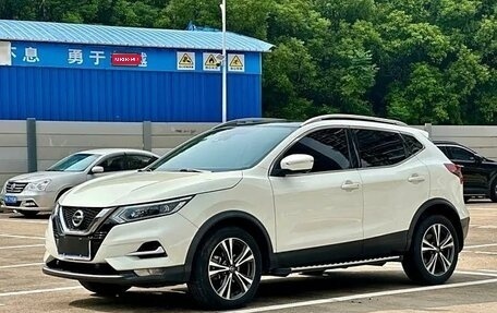 Nissan Qashqai, 2021 год, 1 800 000 рублей, 1 фотография