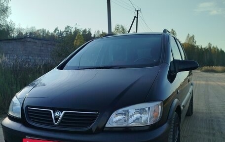 Opel Zafira A рестайлинг, 2004 год, 455 000 рублей, 16 фотография