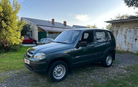 Chevrolet Niva I рестайлинг, 2010 год, 500 000 рублей, 9 фотография