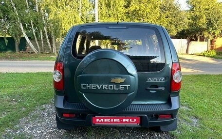 Chevrolet Niva I рестайлинг, 2010 год, 500 000 рублей, 6 фотография