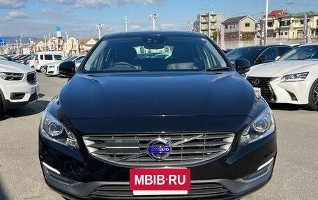 Volvo V60 I, 2018 год, 1 175 666 рублей, 2 фотография