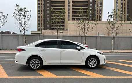 Toyota Corolla, 2023 год, 1 655 555 рублей, 4 фотография