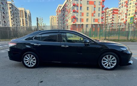 Toyota Camry, 2018 год, 2 650 000 рублей, 2 фотография