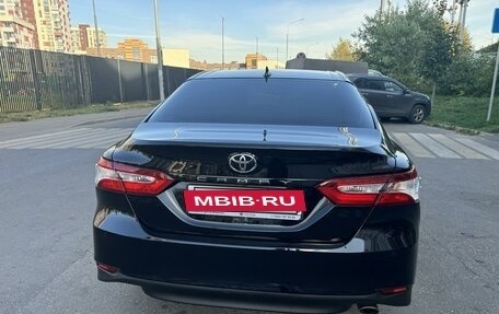 Toyota Camry, 2018 год, 2 650 000 рублей, 4 фотография