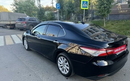 Toyota Camry, 2018 год, 2 650 000 рублей, 5 фотография