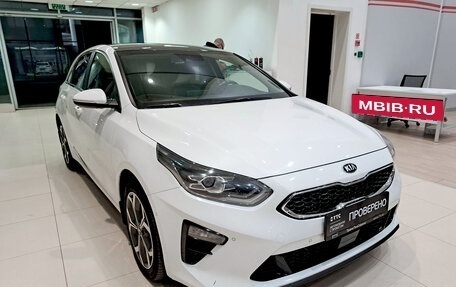 KIA cee'd III, 2018 год, 2 000 000 рублей, 3 фотография