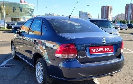 Volkswagen Polo VI (EU Market), 2011 год, 681 000 рублей, 2 фотография