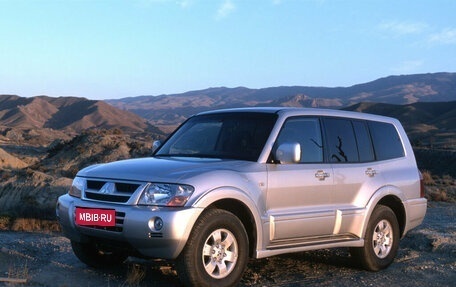 Mitsubishi Pajero III рестайлинг, 2005 год, 1 300 000 рублей, 1 фотография