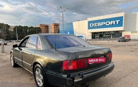 Audi A8, 2000 год, 300 000 рублей, 4 фотография