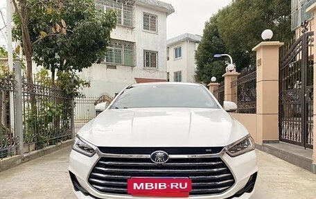 BYD Qin, 2021 год, 1 350 333 рублей, 2 фотография