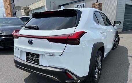 Lexus UX I, 2021 год, 3 659 002 рублей, 4 фотография