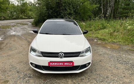 Volkswagen Jetta VI, 2012 год, 1 100 000 рублей, 5 фотография