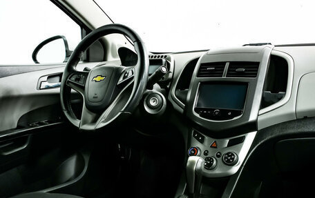 Chevrolet Aveo III, 2014 год, 1 331 100 рублей, 9 фотография