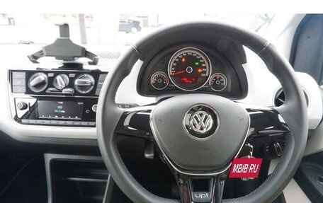 Volkswagen up! I рестайлинг, 2019 год, 652 200 рублей, 13 фотография