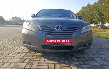 Toyota Camry, 2008 год, 1 250 000 рублей, 2 фотография