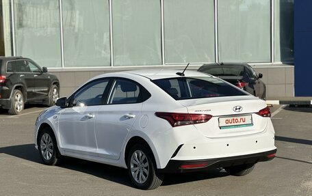 Hyundai Solaris II рестайлинг, 2021 год, 1 750 000 рублей, 3 фотография