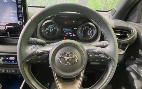 Toyota Yaris, 2021 год, 1 250 030 рублей, 10 фотография