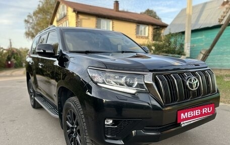 Toyota Land Cruiser Prado 150 рестайлинг 2, 2020 год, 6 500 000 рублей, 4 фотография