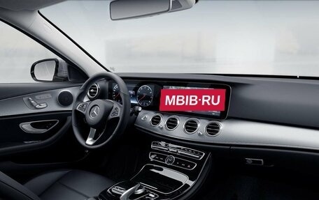 Mercedes-Benz E-Класс, 2017 год, 4 400 000 рублей, 4 фотография