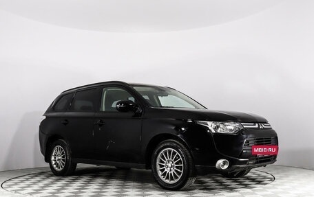 Mitsubishi Outlander III рестайлинг 3, 2012 год, 1 436 500 рублей, 3 фотография