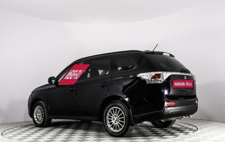 Mitsubishi Outlander III рестайлинг 3, 2012 год, 1 436 500 рублей, 7 фотография