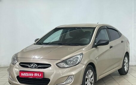 Hyundai Solaris II рестайлинг, 2013 год, 999 000 рублей, 1 фотография