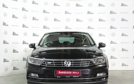 Volkswagen Passat B8 рестайлинг, 2018 год, 2 580 000 рублей, 2 фотография